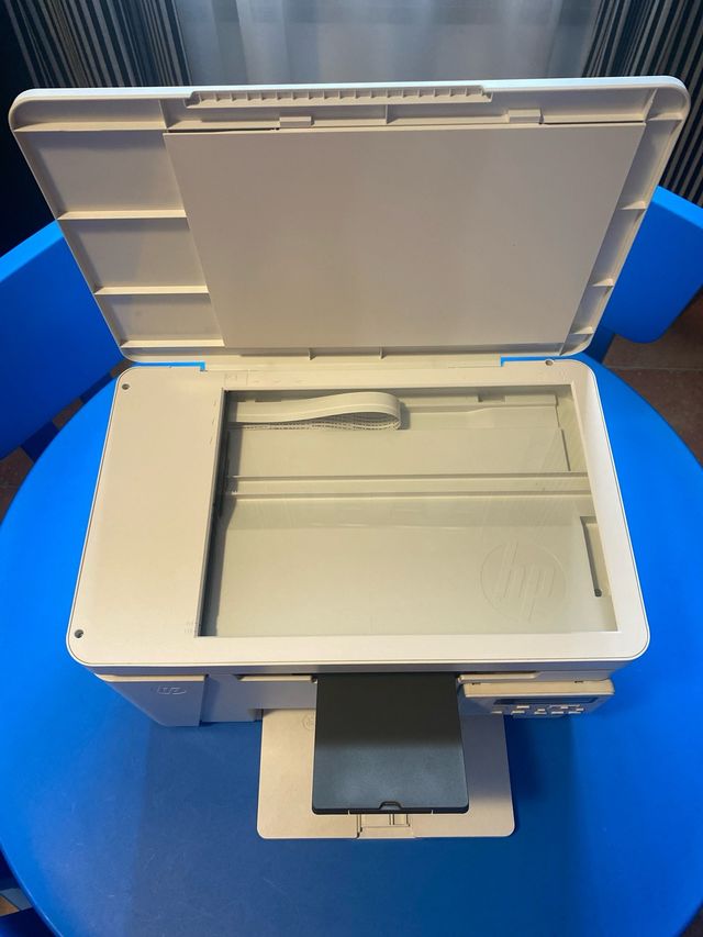 Impresora HP LaserJet Pro MFP M26nw+Toner nuevo