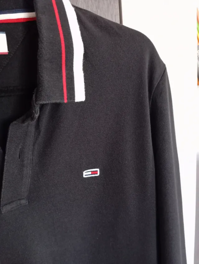 Polo Tommy Jeans Hombre Negro