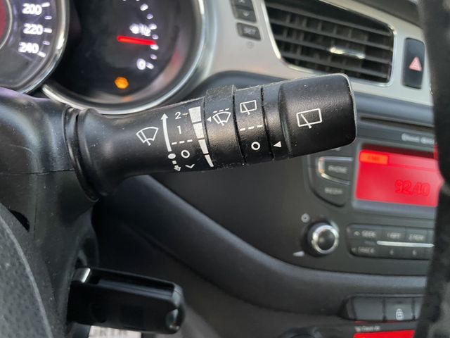 KIA Ceed 2013 OFERTA BLACK FRIDAY