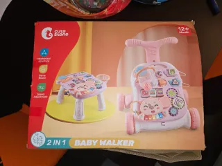 Andador e mesa de atividades