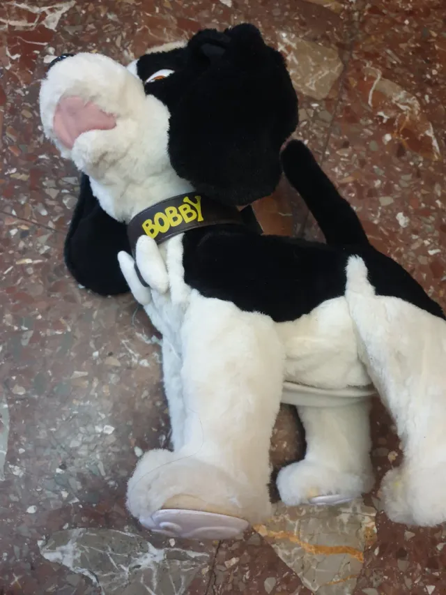 Perro interactivo Bobby Jr.