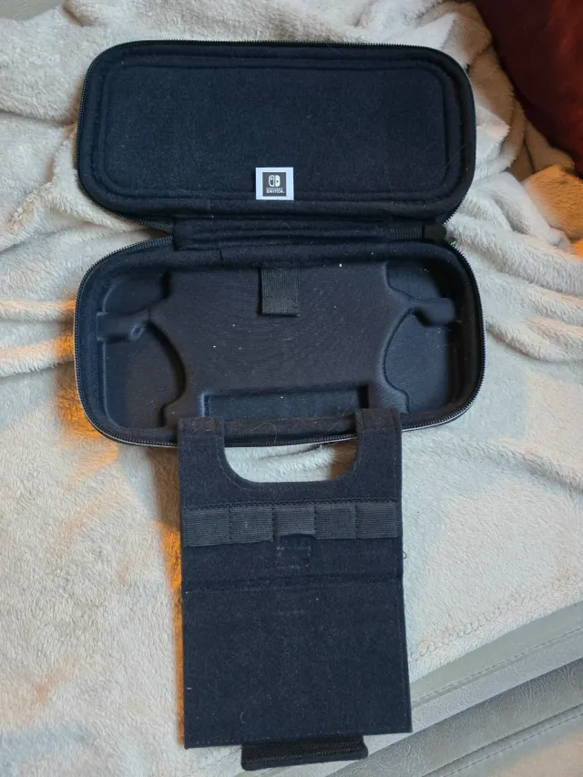 Funda Nintendo Switch Zelda Tears of the Kingdom