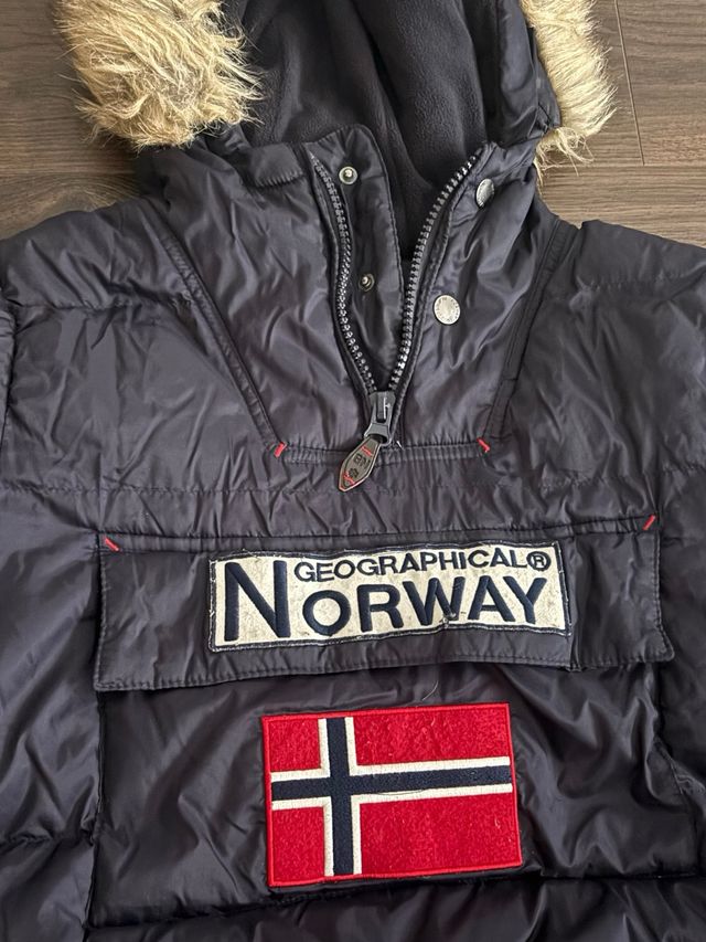 Plumas Geographical Norway Azul/Rojo