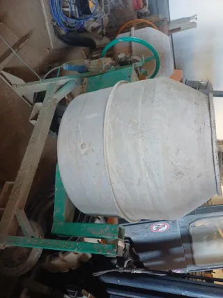 Hormigonera Imer 250L