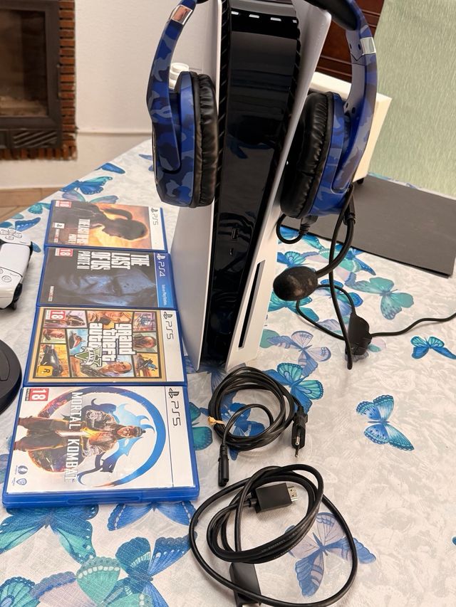 Consola PS5 + Juegos y Accesorios