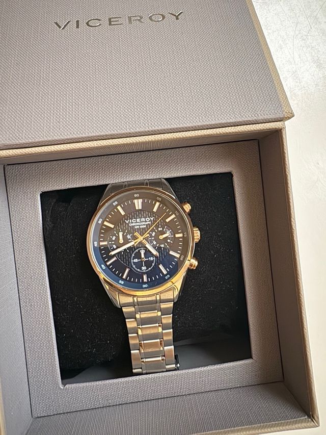 Reloj Viceroy Cronógrafo Dorado y Plateado