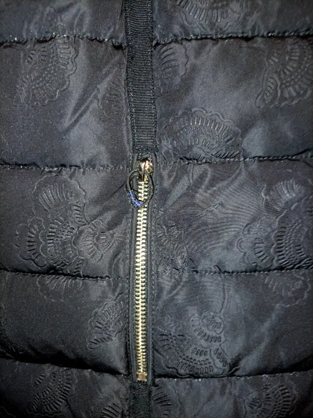 Abrigo acolchado negro talla M