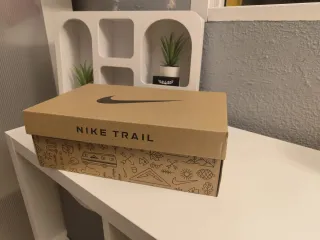 Zapatillas Nike Trail Running Naranja/Marrón