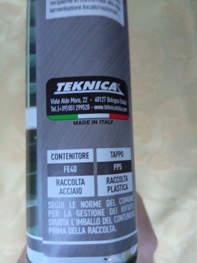 Olio Rigenerante Teknica per Infissi PVC/Alluminio