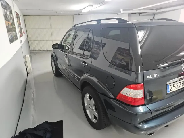 Mercedes-Benz Clase M 2001