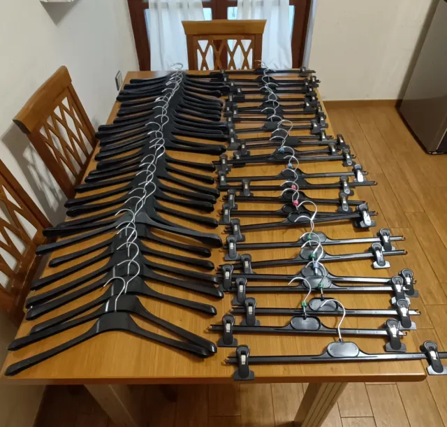 Lotto 55 Grucce Appendiabiti Nere