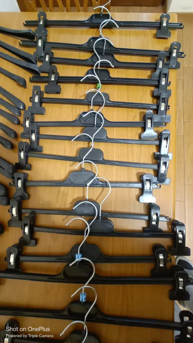 Lotto 55 Grucce Appendiabiti Nere