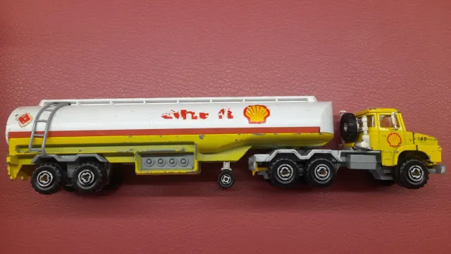 Camion Cisterna Shell Majorette