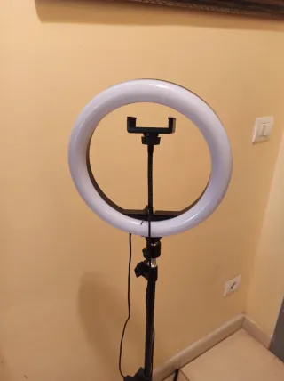 Aro de Luz LED con Trípode