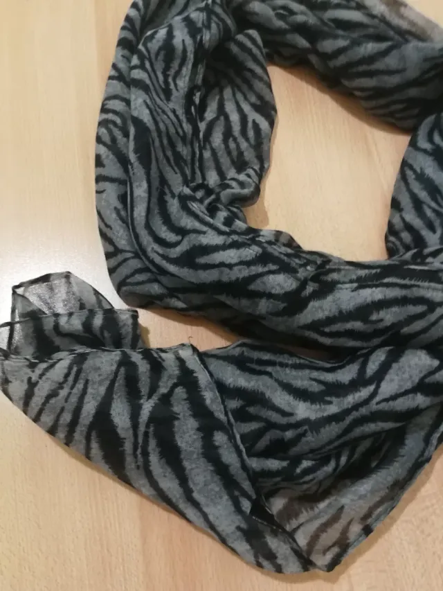 Foulard viscosa animalier