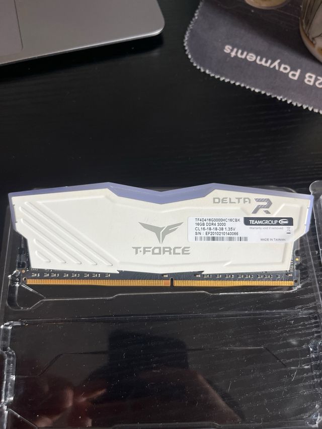 RAM DDR4 16GBT-Force Delta R, 3000MHz RGB
