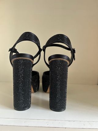 Scarpe con tacco e strass