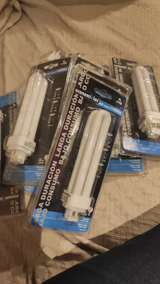 Confezione da 10 lampadine PL 4 PIN 20W 1450lm