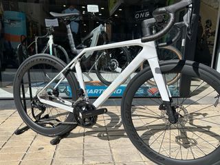 TREK MADONE SL6 GEN8