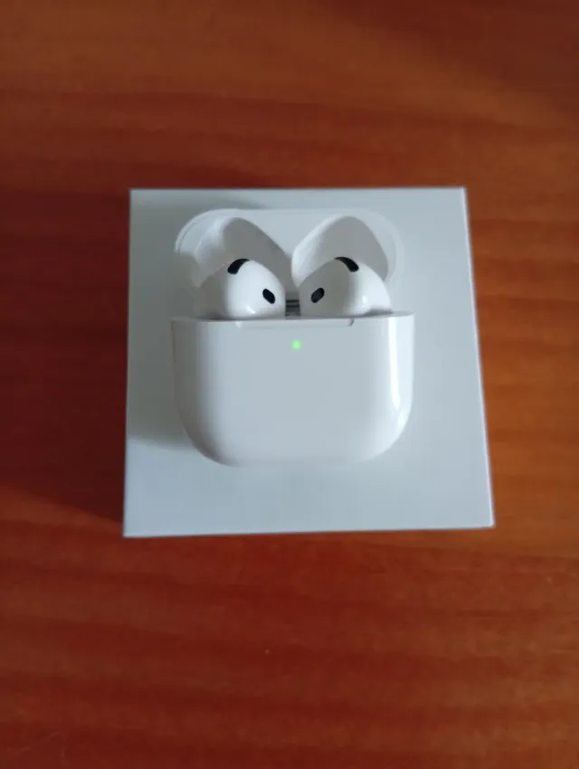 Apple AirPods Pro 4 Blancos con cancelación de rui