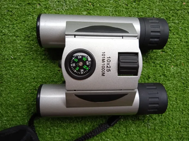 Prismáticos 10x25 con brújula