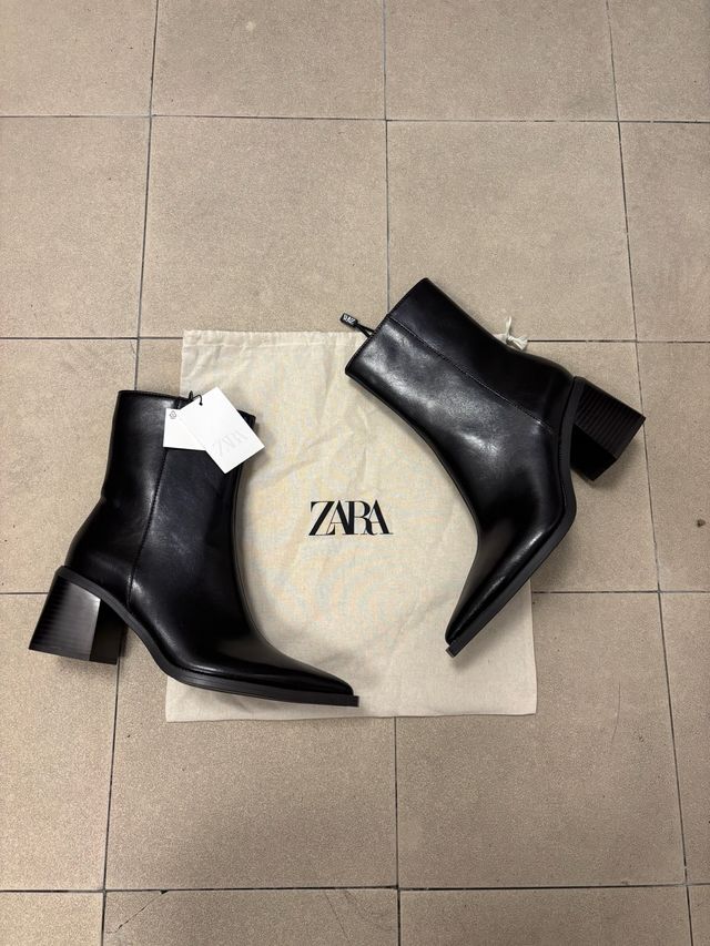 Botín Zara Tacón Ancho Negro/Marrón