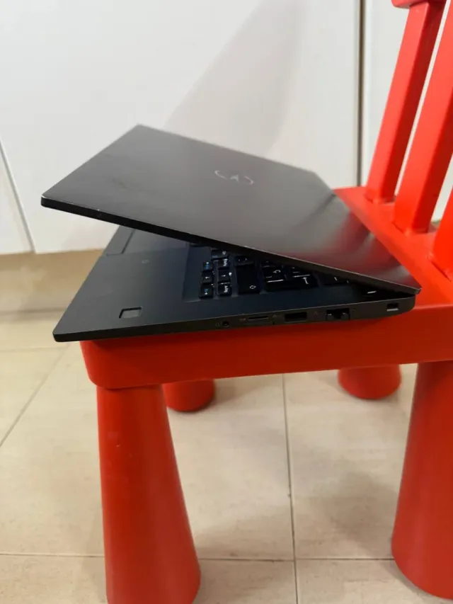 Ordenador Portátil Dell i5 9 GENERACIÓN 