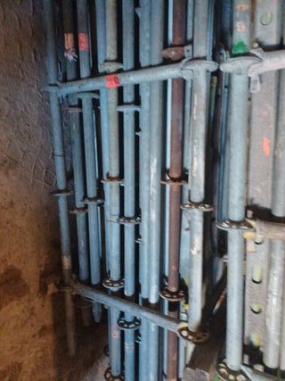 Andamio Layher para piezas