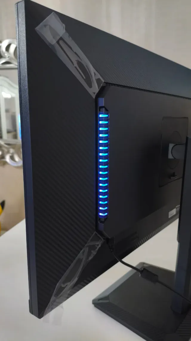 Monitor Gaming Titan Army 27 320Hz RGB nuevo