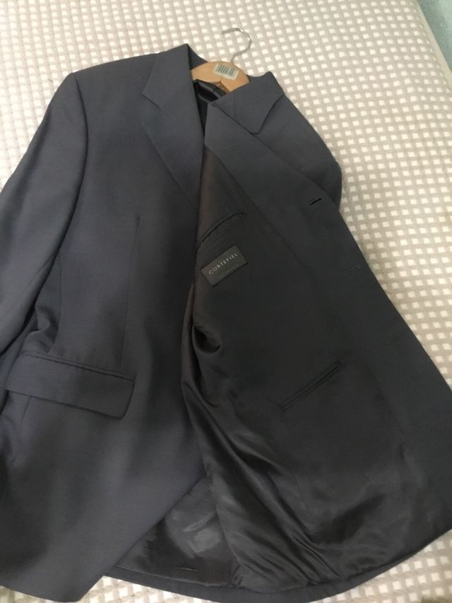 Traje de caballero gris