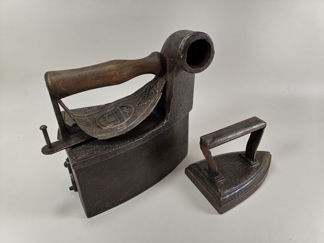 2 Planchas de Hierro Antiguas