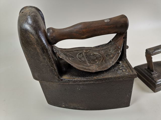 2 Planchas de Hierro Antiguas