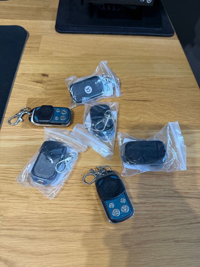 6 Telecomandi Cancello