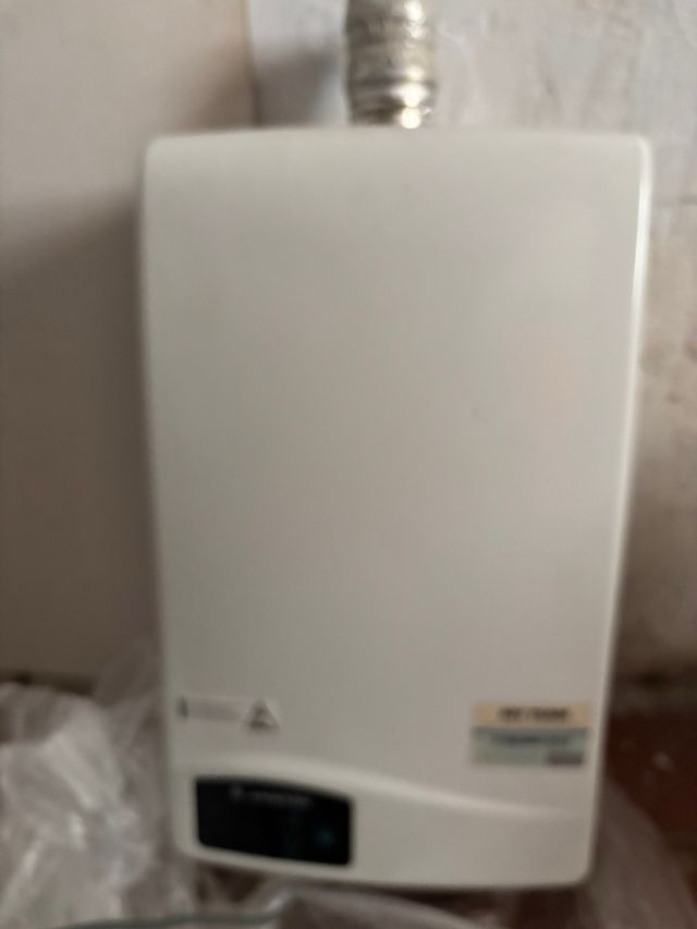 Calentador Ariston Gas Butano next evo X SFT11