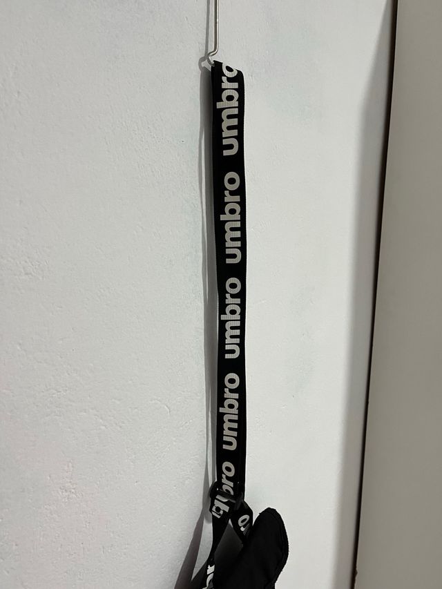 Bolso Umbro Negro Nuevo