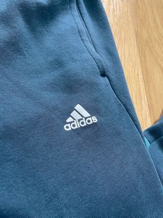 Pantalón deportivo Adidas verde azulado niño .