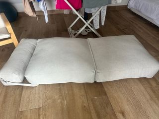 Puff doble convertible en cama