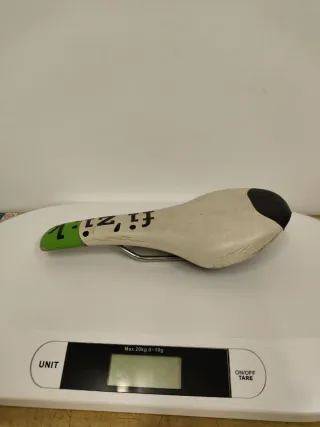 Sillín Fi'zi:k Tundra - Handmade Italy