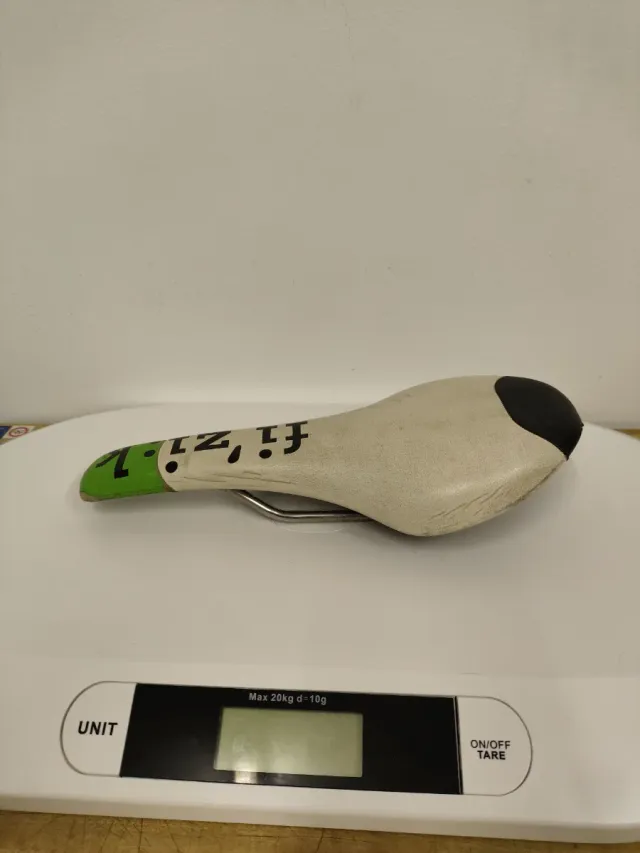 Sillín Fi'zi:k Tundra - Handmade Italy