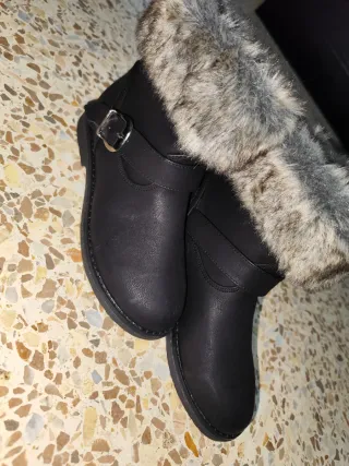 Botas Talla 36 Negras con Pelo