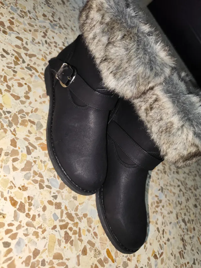 Botas Talla 36 Negras con Pelo