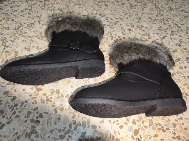Botas Talla 36 Negras con Pelo