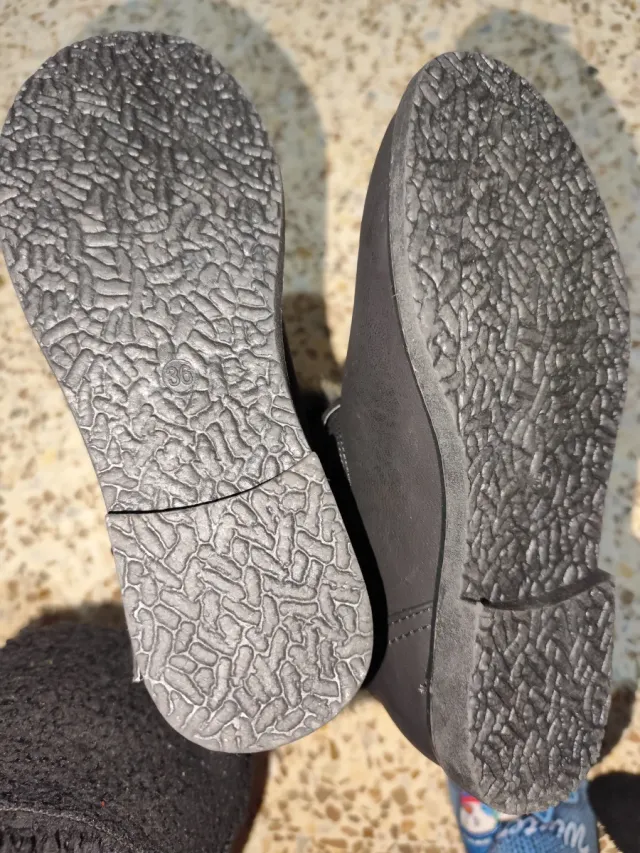 Botas Talla 36 Negras con Pelo