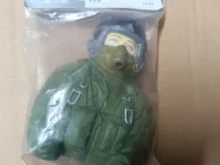 2 Bustos Piloto RC Militar nuevos