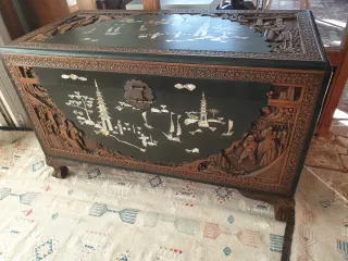 Baúl Chino Alcanfor Talla