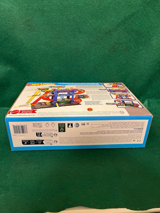 Hot Wheels City Tunnel Twist Car Wash