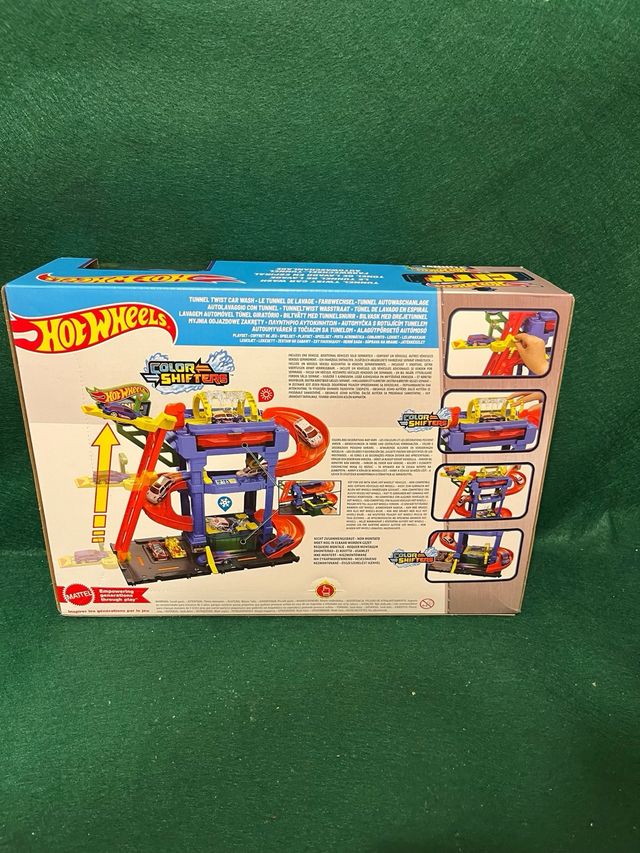 Hot Wheels City Tunnel Twist Car Wash