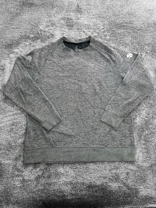 Sudadera Nike Dri-FIT gris talla L