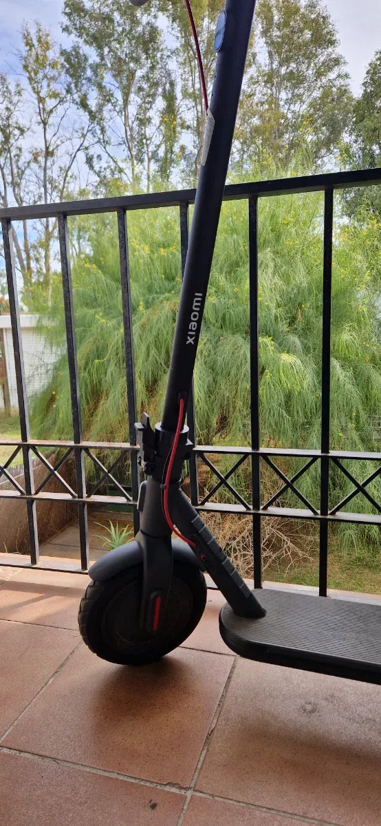 Patinete Eléctrico Xiaomi Scooter 4