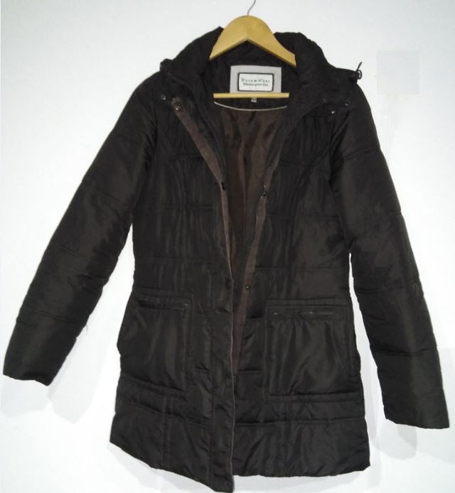 Casaco marrom com capuz T40